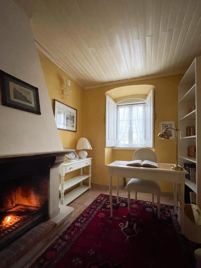 Charming Countryside Home With Fireplace & Patio 알쿠팀 외부 사진
